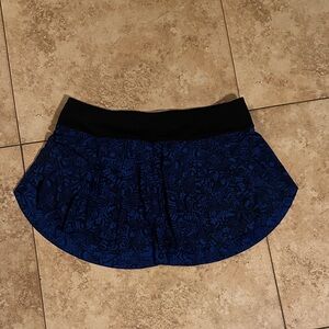 Lululemon Black and Blue Women's Skort